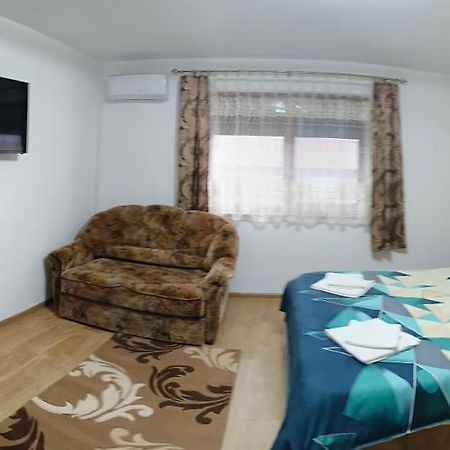 הוילה Ieşelniţa Casa Luminita מראה חיצוני תמונה