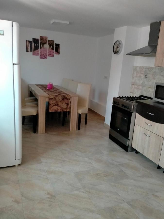 הוילה Ieşelniţa Casa Luminita מראה חיצוני תמונה